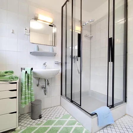 Iris Semesterbostad *